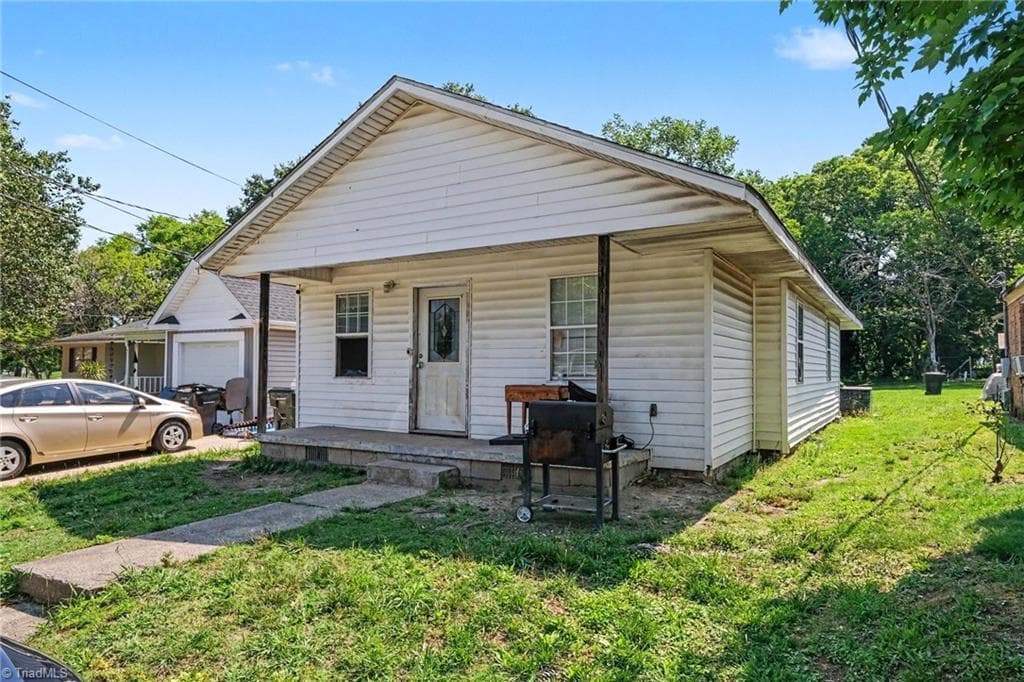 Stick/Site Built at 437 Fulton Street, Burlington NC 27217, Burlington, photo 2 of 14