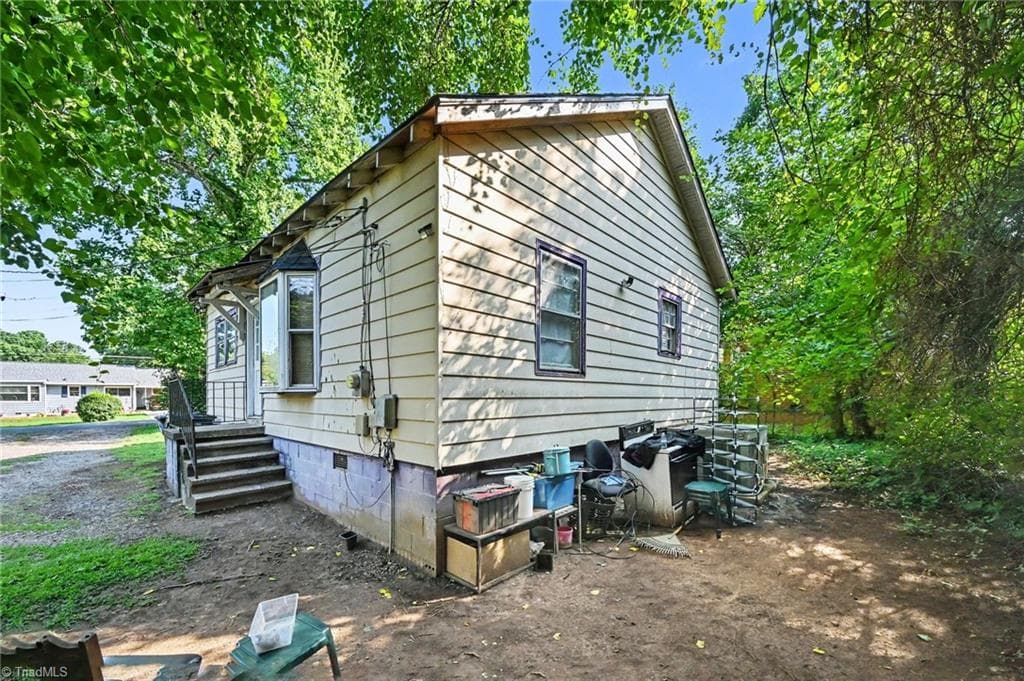 Stick/Site Built at 2312 Moran Street, Burlington NC 27215, Burlington, photo 9 of 12