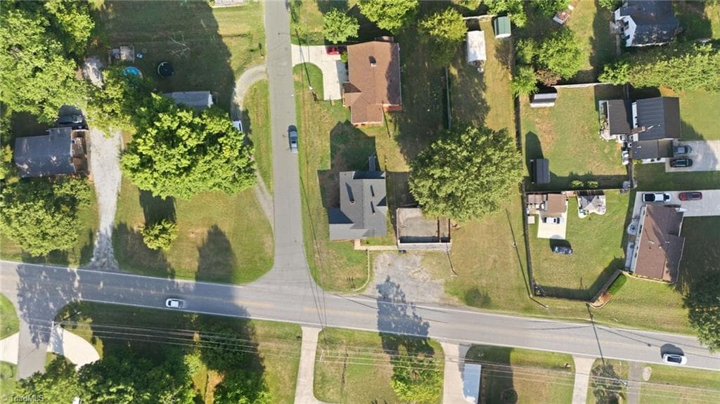 Stick/Site Built at 2399 Old Salisbury Road, Winston-Salem NC 27127, Winston-Salem, photo 26 of 29