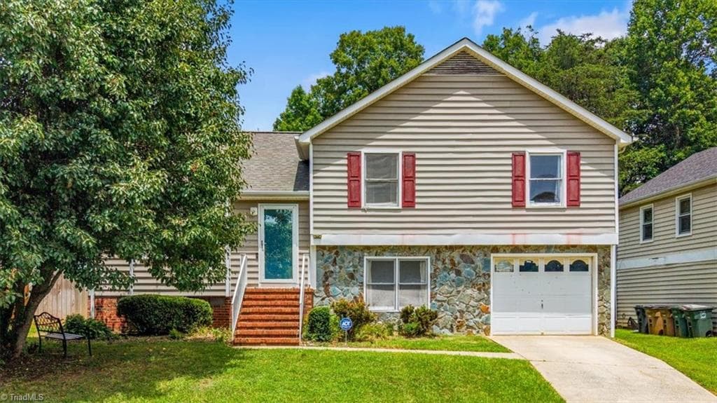 Stick/Site Built at 3 Woodlea Ridge Court, Greensboro NC 27406, photo 34 of 34