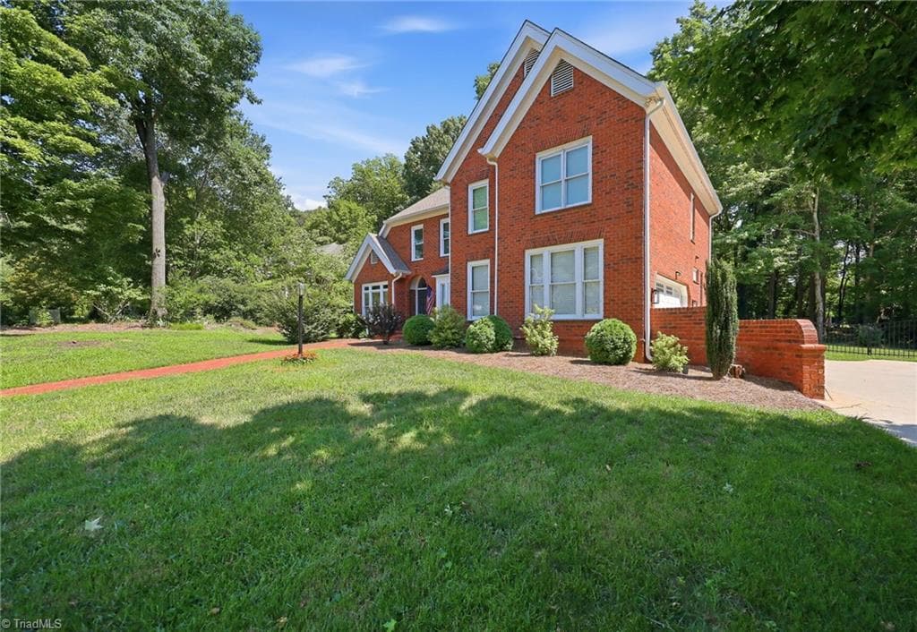 Stick/Site Built at 6620 Village Brook Trail, Clemmons NC 27012, photo 36 of 38