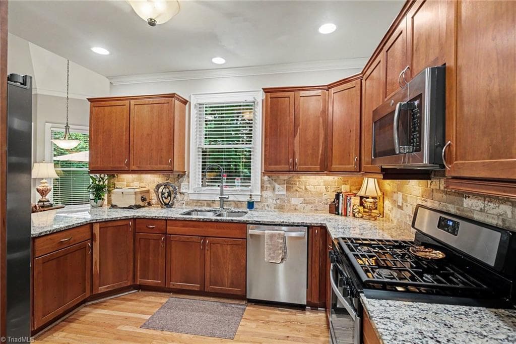 Stick/Site Built at 6620 Village Brook Trail, Clemmons NC 27012, photo 11 of 38