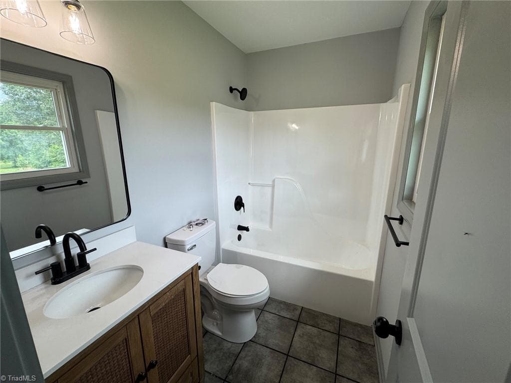 Stick/Site Built at 272 Shepps Boat Dock Road, Lexington NC 27292, Lexington, photo 19 of 27