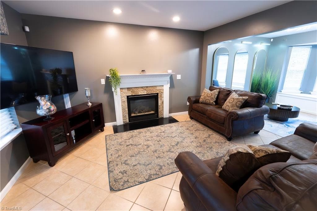 Stick/Site Built at 145 Magnolia View Court, Winston-Salem NC 27107, photo 9 of 41