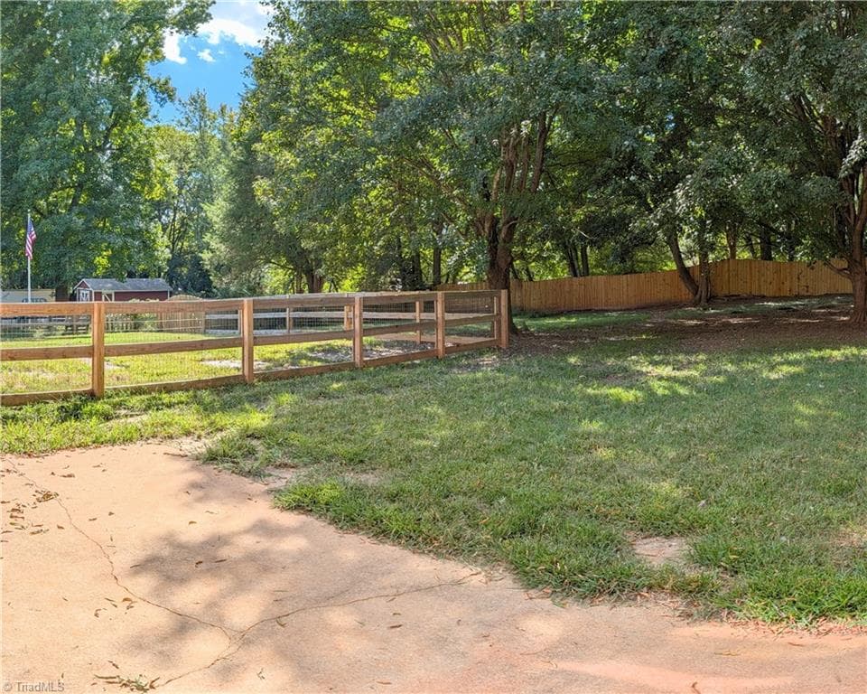 Stick/Site Built at 3830 Ranchwood Drive, Clemmons NC 27012, photo 20 of 22