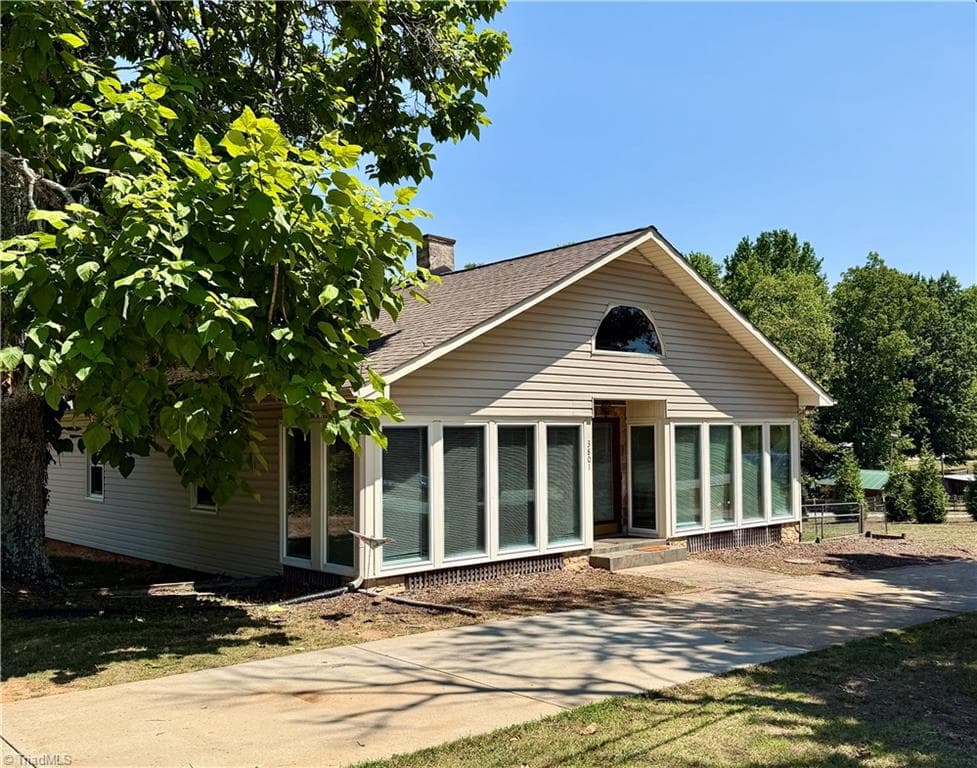 Stick/Site Built at 3801 Oak Ridge Road, Summerfield NC 27358, photo 2 of 38