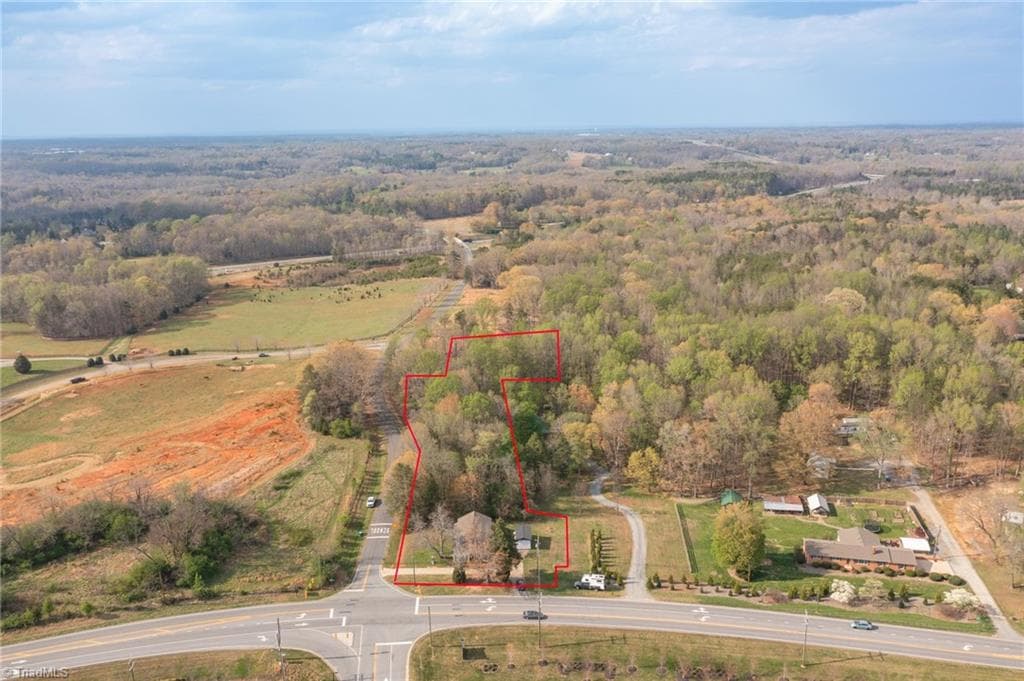Stick/Site Built at 3801 Oak Ridge Road, Summerfield NC 27358, photo 34 of 38