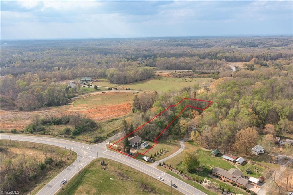Stick/Site Built at 3801 Oak Ridge Road, Summerfield NC 27358, photo 35 of 38