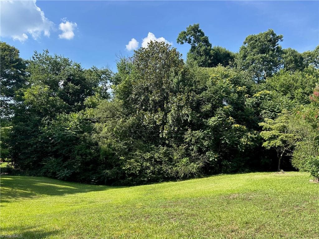 00 Howard Avenue, Asheboro NC 27205