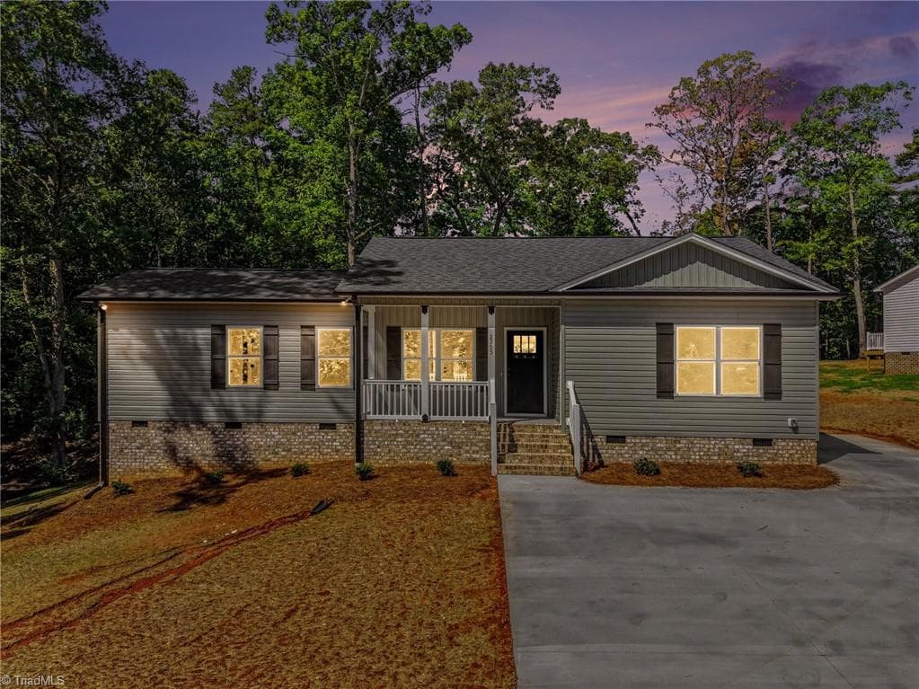 Stick/Site Built at 2795 Beckner Road, Lexington NC 27292, Lexington, photo 2 of 28