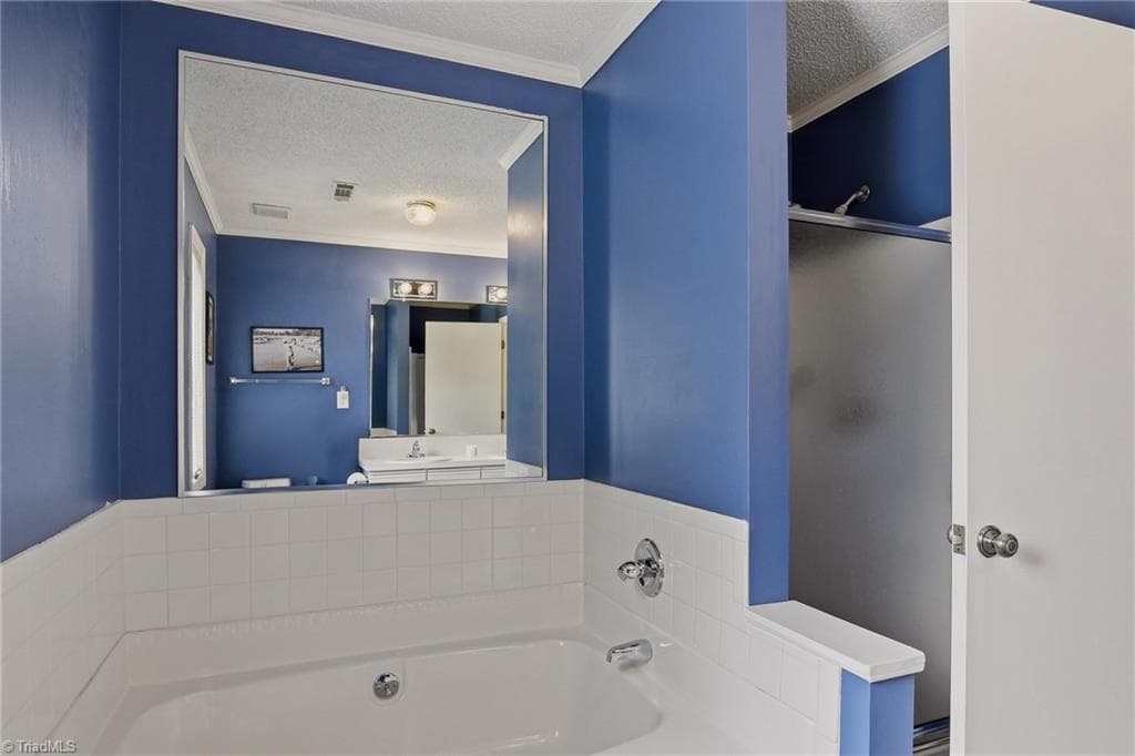 Stick/Site Built at 228 Barrington Place, Winston-Salem NC 27104, Winston-Salem, photo 21 of 31