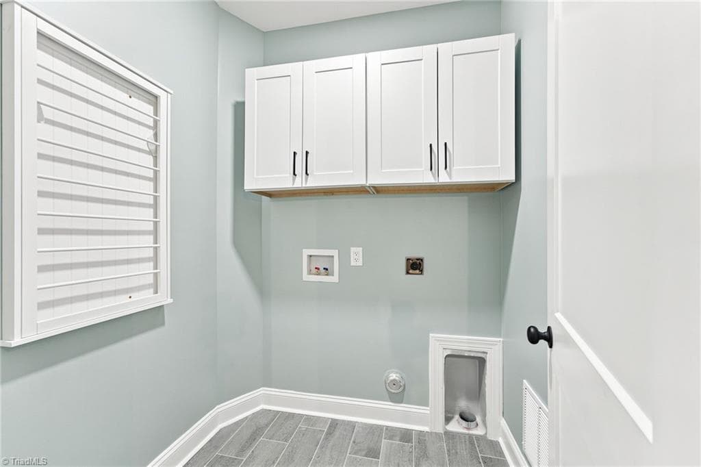 Stick/Site Built at 4814 Selwyn Drive, Winston-Salem NC 27104, Winston-Salem, photo 16 of 45