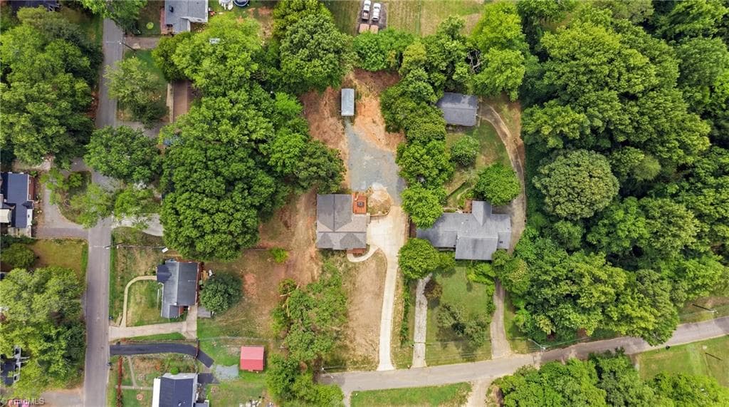 Stick/Site Built at 235 Quail Drive, Winston-Salem NC 27105, Winston-Salem, photo 34 of 36