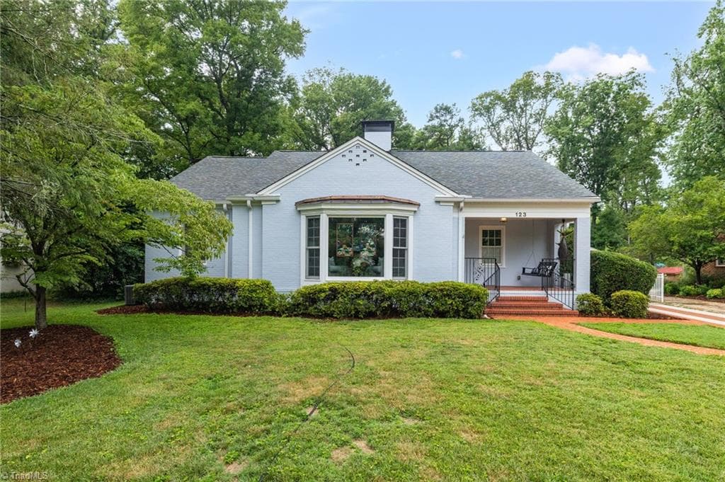 123 Beverly Place, Greensboro NC 27403