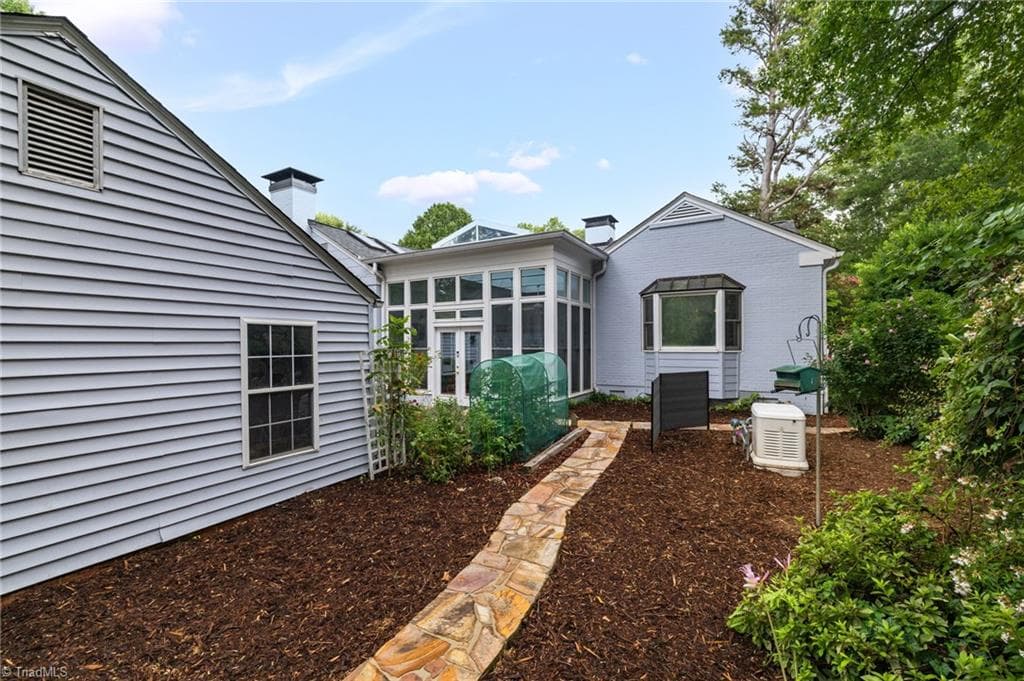 Stick/Site Built at 123 Beverly Place, Greensboro NC 27403, photo 40 of 50