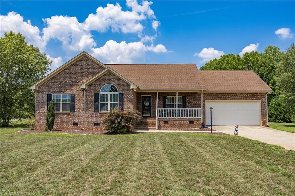 514 Honeysuckle Ridge, Asheboro NC 27205