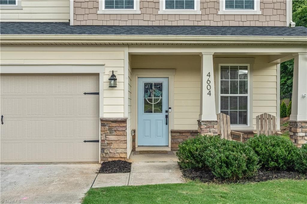 Stick/Site Built at 4604 Fairway Run Drive, Pfafftown NC 27040, photo 2 of 48