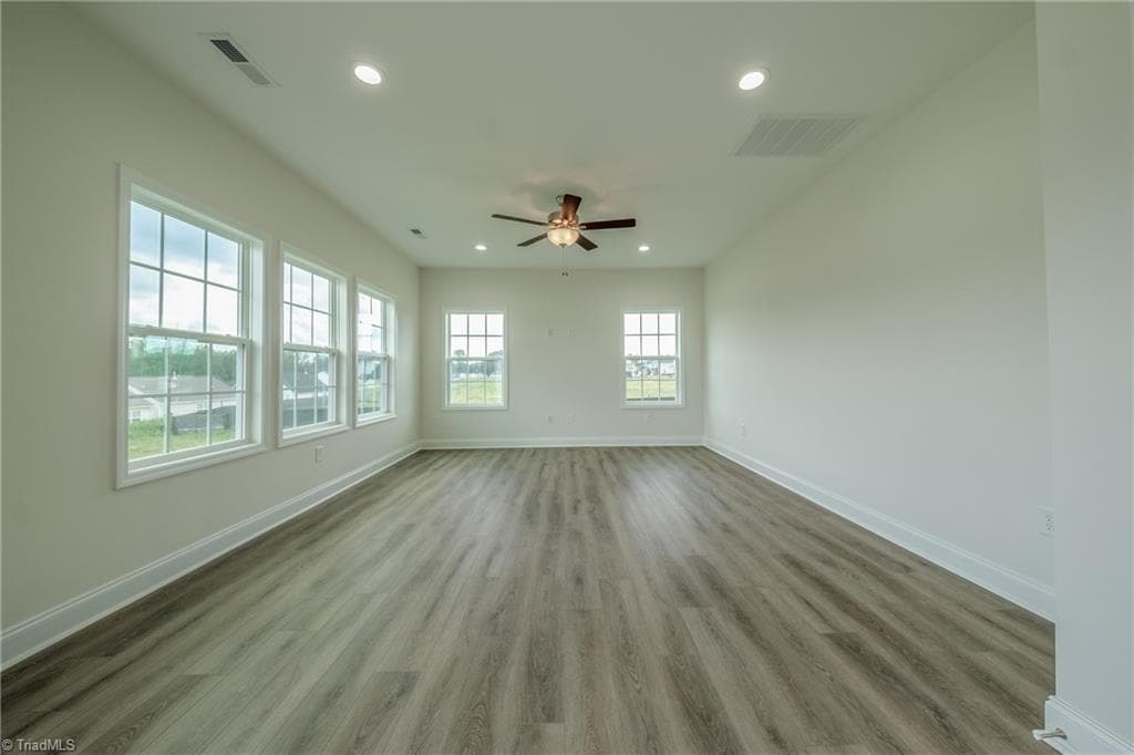 Stick/Site Built at 3707 Contimental Square, Kernersville NC 27284, photo 17 of 33