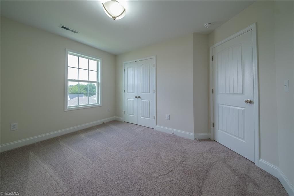 Stick/Site Built at 3707 Contimental Square, Kernersville NC 27284, photo 28 of 33