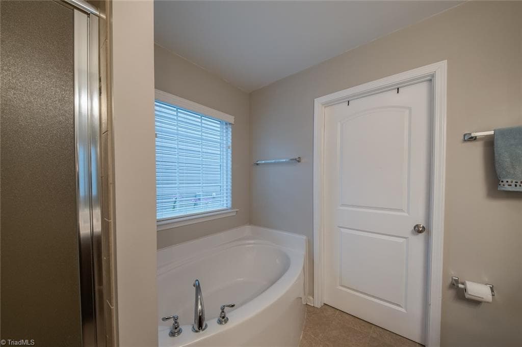 Stick/Site Built at 1460 Land Grove Drive, Kernersville NC 27284, photo 22 of 38