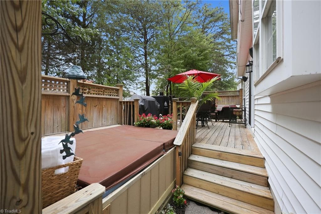 Stick/Site Built at 4020 Maid Marion Court, Jamestown NC 27282, photo 31 of 38