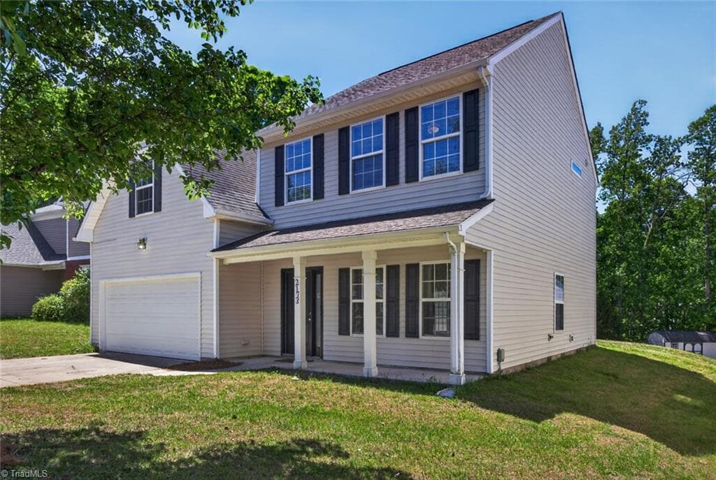 Stick/Site Built at 2173 Cliffvale Drive, High Point NC 27262, photo 2 of 33