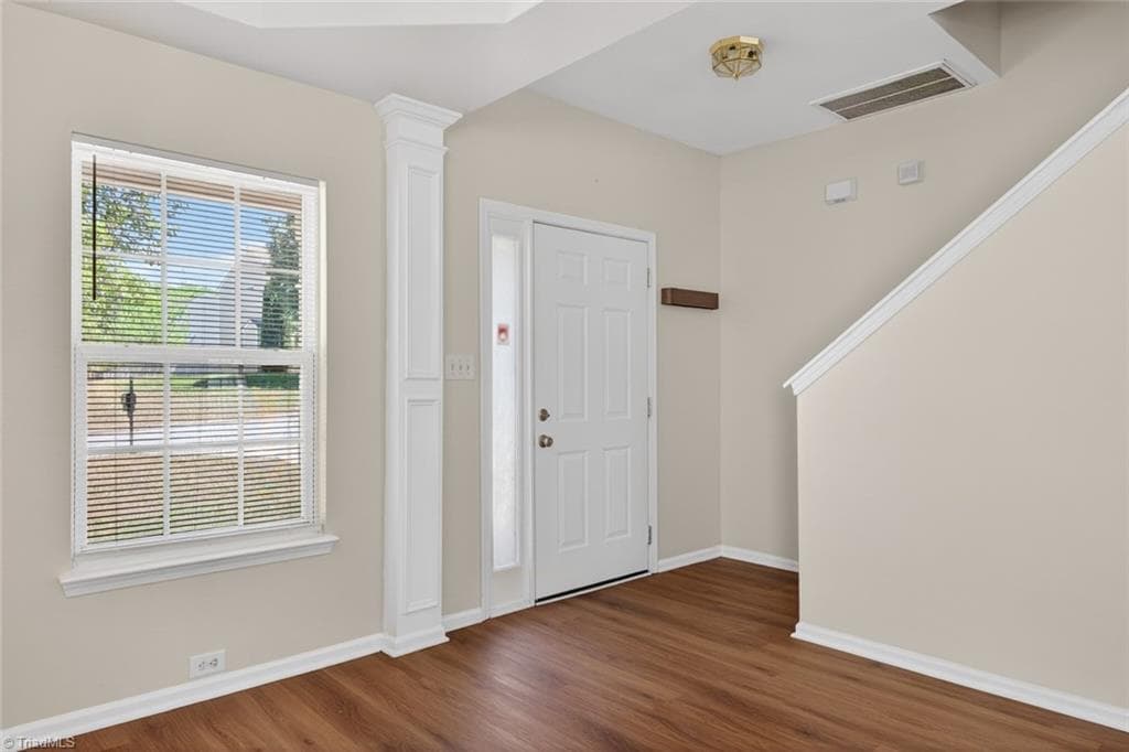 Stick/Site Built at 2173 Cliffvale Drive, High Point NC 27262, photo 5 of 33