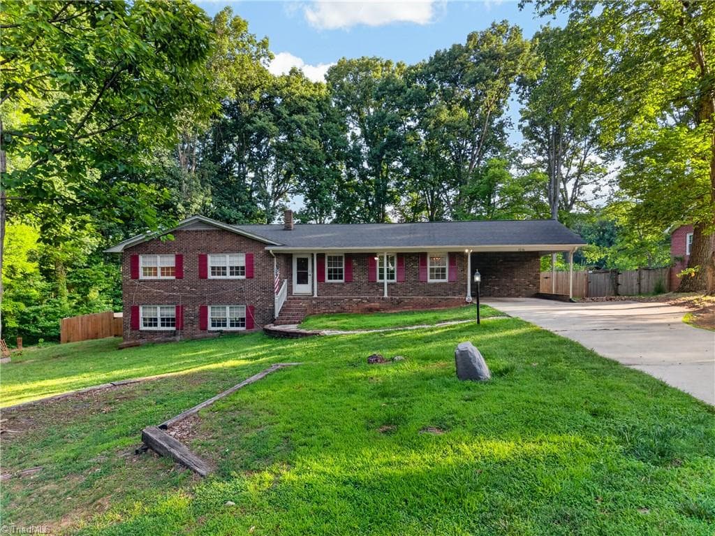 1116 Cranbrook Way, Asheboro NC 27205