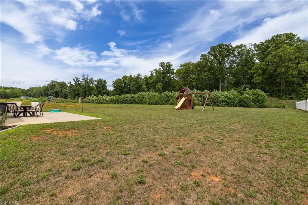Stick/Site Built at 174 Culloden Drive, Mocksville NC 27028, Mocksville, photo 43 of 49