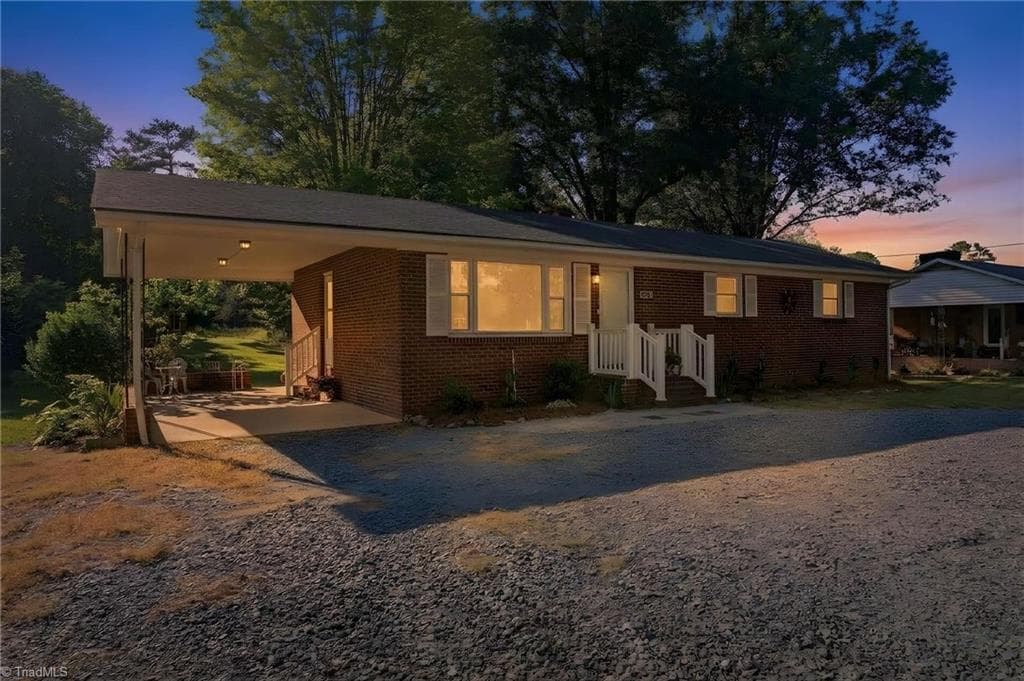 Stick/Site Built at 324 Stewart Road SE, Winston-Salem NC 27107, Winston-Salem, photo 2 of 30