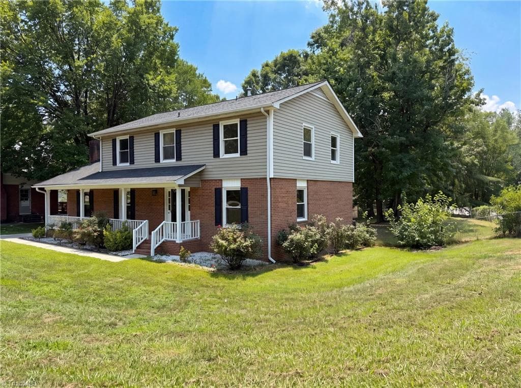 Stick/Site Built at 800 Edinburgh Drive, Jamestown NC 27282, Jamestown, photo 25 of 28