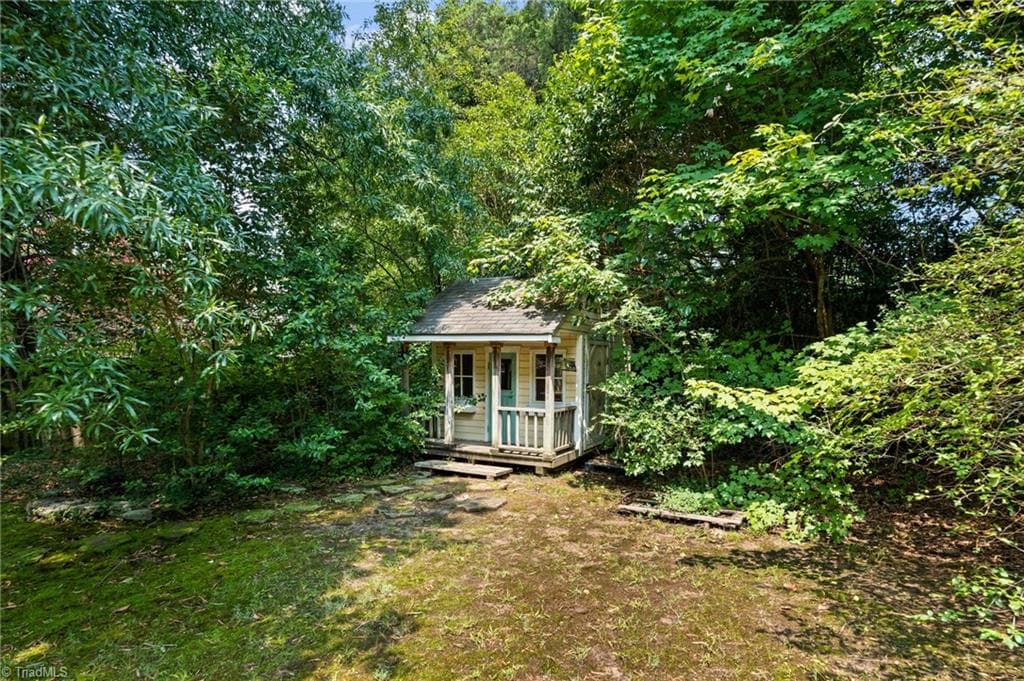 Stick/Site Built at 1116 Wynnewood Avenue, High Point NC 27262, photo 49 of 50