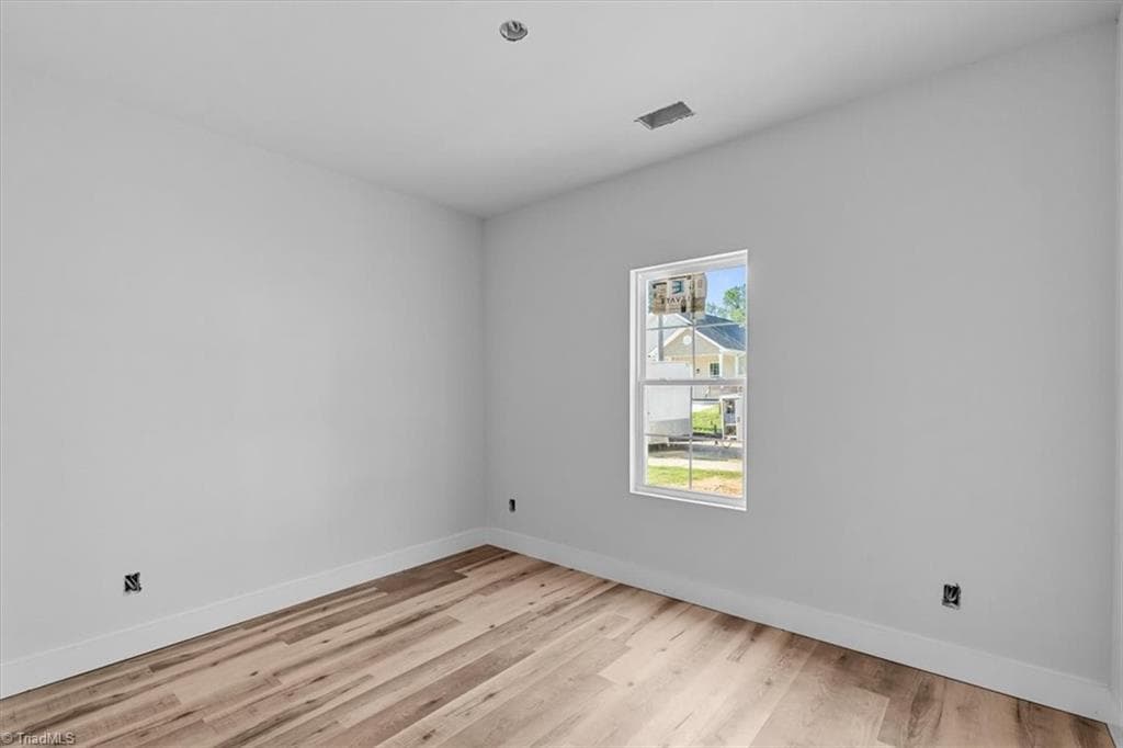 Stick/Site Built at 816 Vail Avenue, High Point NC 27260, High Point, photo 45 of 64