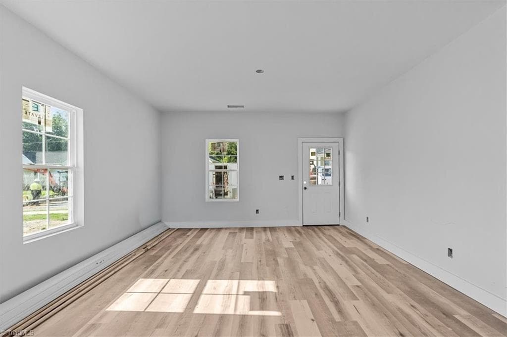 Stick/Site Built at 816 Vail Avenue, High Point NC 27260, High Point, photo 17 of 64
