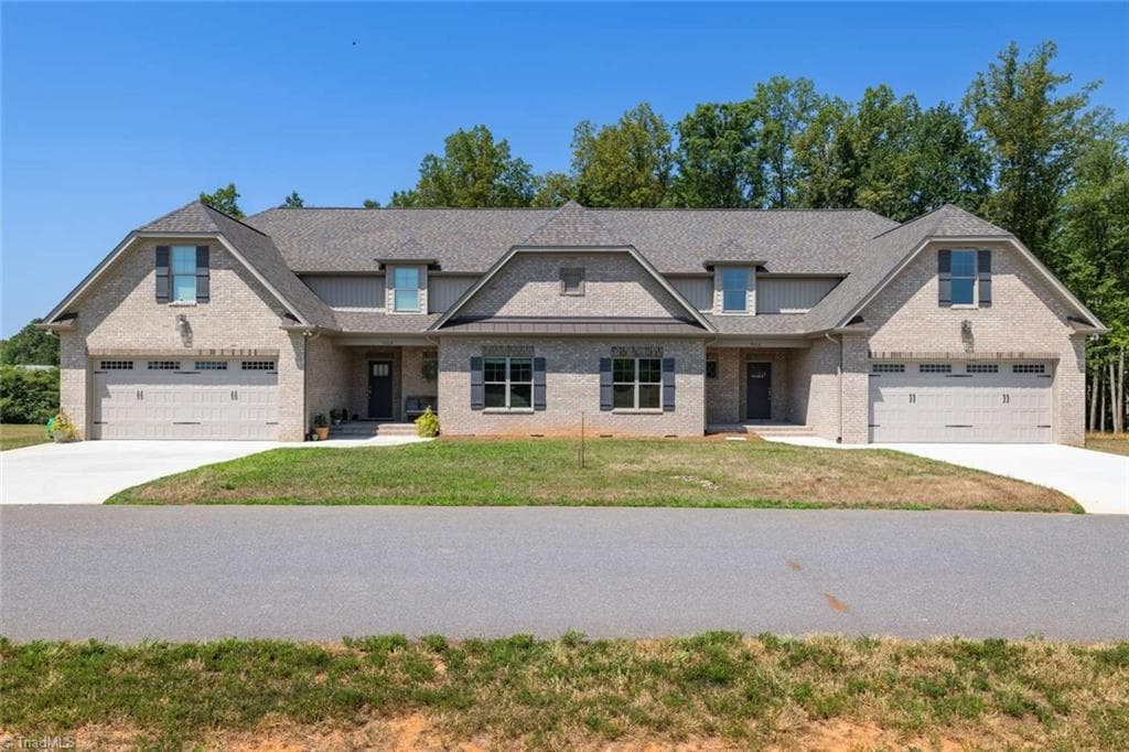 7016 Westfield Village Circle, Summerfield NC 27358