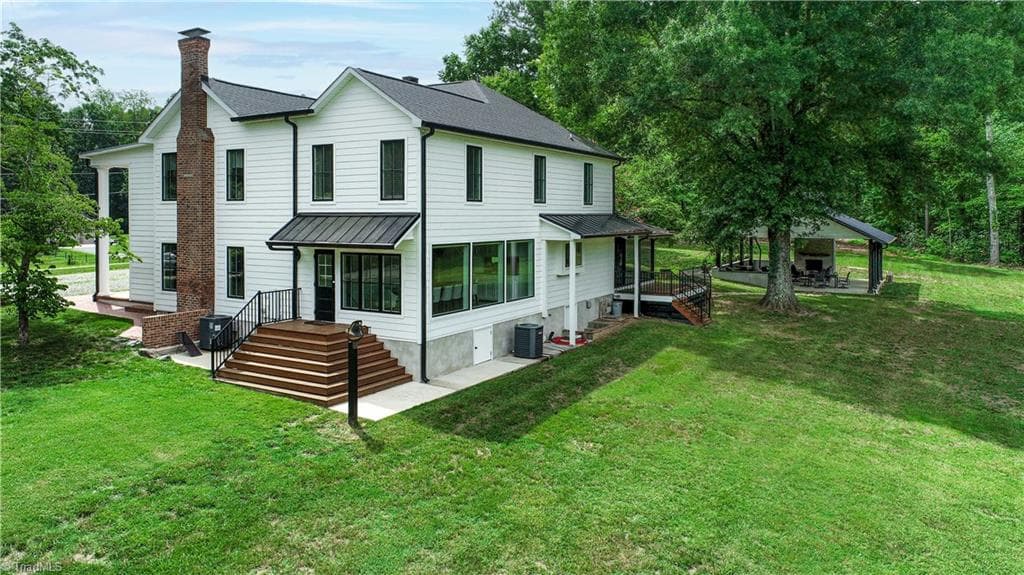 Stick/Site Built at 1714 Brookhaven Mill Road, Greensboro NC 27406, photo 3 of 47