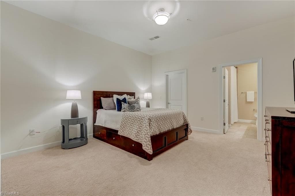 Stick/Site Built at 201 N Elm Street # 507, Greensboro NC 27401, photo 19 of 33
