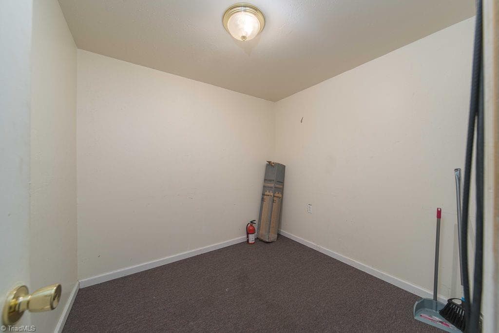 Remarks at 5469 Old Walkertown Road, Winston-Salem NC 27105, Winston-Salem, photo 23 of 34