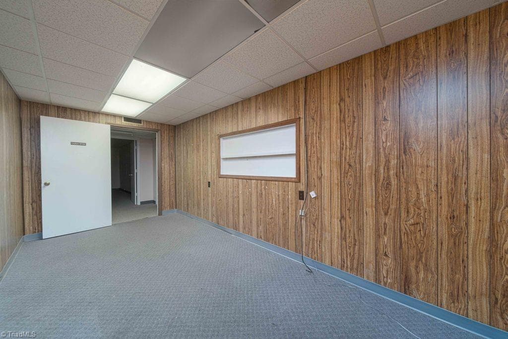 Remarks at 5469 Old Walkertown Road, Winston-Salem NC 27105, Winston-Salem, photo 19 of 34