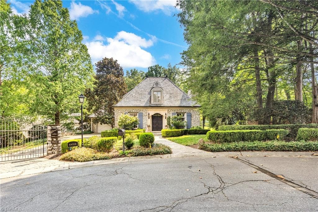 Stick/Site Built at 2214 La Maison Drive, Charlotte NC 28226, Charlotte, photo 48 of 48
