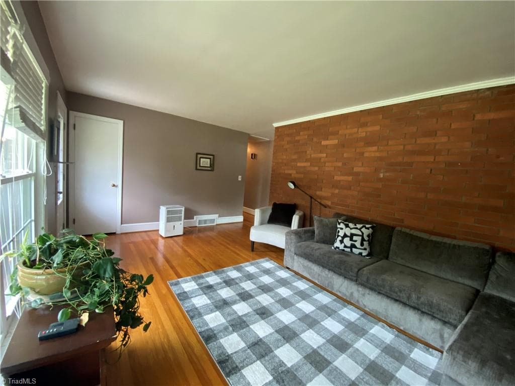 Stick/Site Built at 1112 Green Street, Reidsville NC 27320, photo 6 of 29