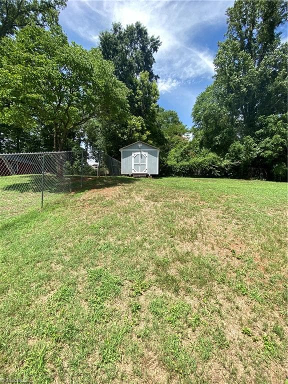 Stick/Site Built at 1112 Green Street, Reidsville NC 27320, photo 26 of 29