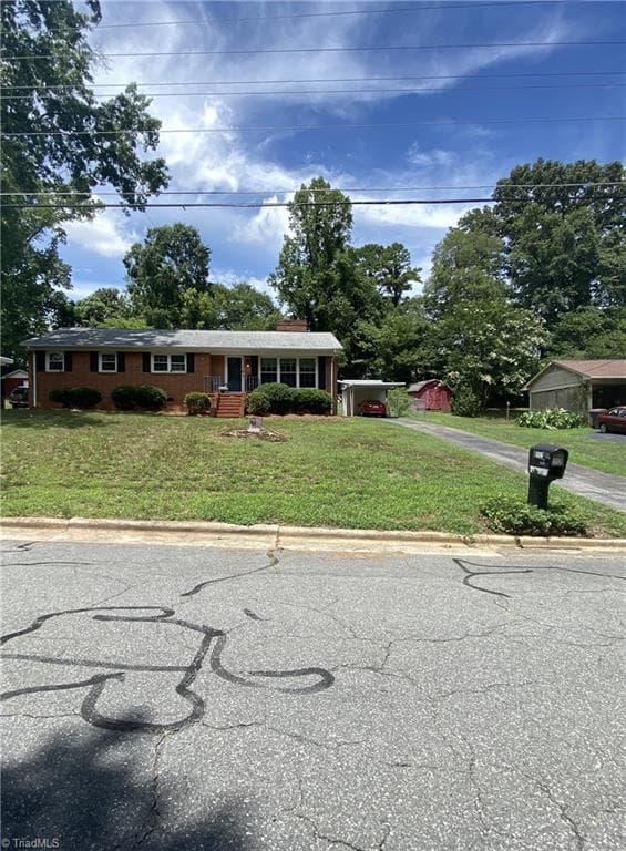 Stick/Site Built at 1112 Green Street, Reidsville NC 27320, photo 4 of 29