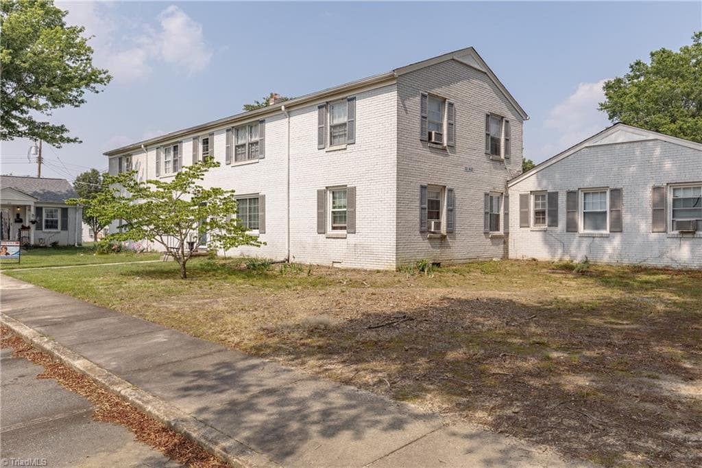 Stick/Site Built at 1600 W Front Street # 33C, Burlington NC 27215, Burlington, photo 6 of 18