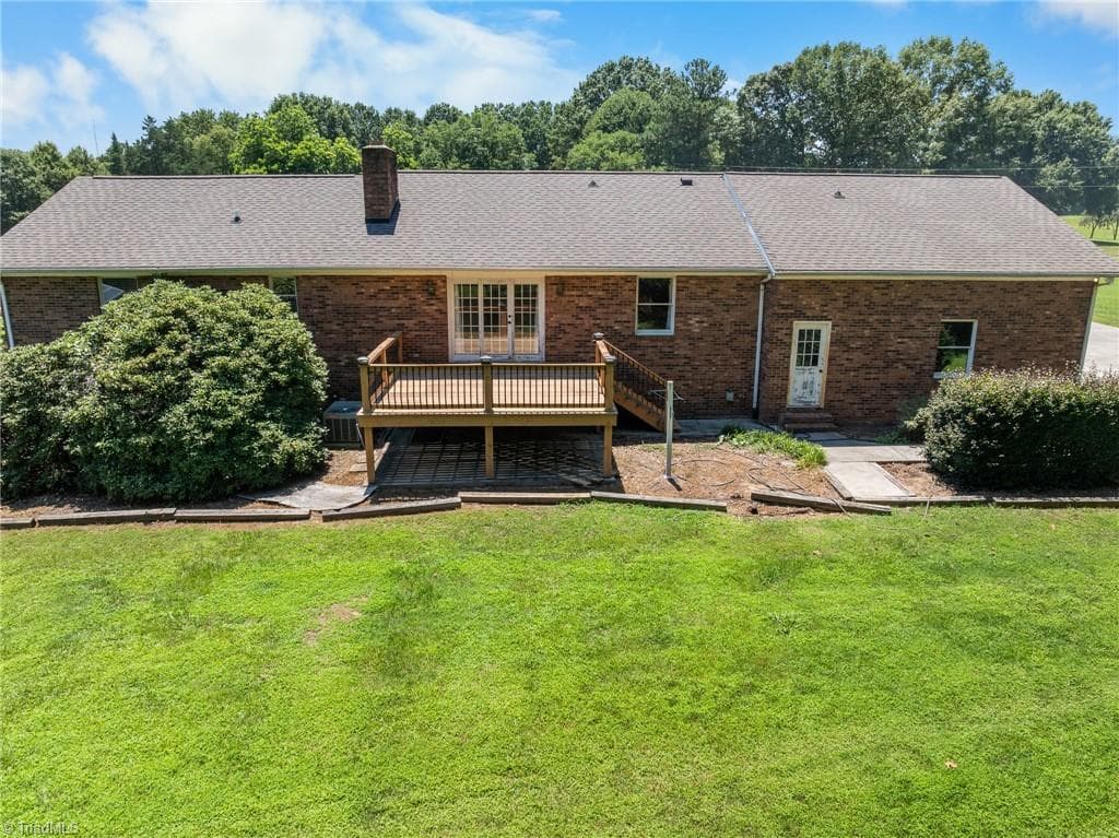 Stick/Site Built at 200 Enterprise Road, Lexington NC 27295, Lexington, photo 3 of 46
