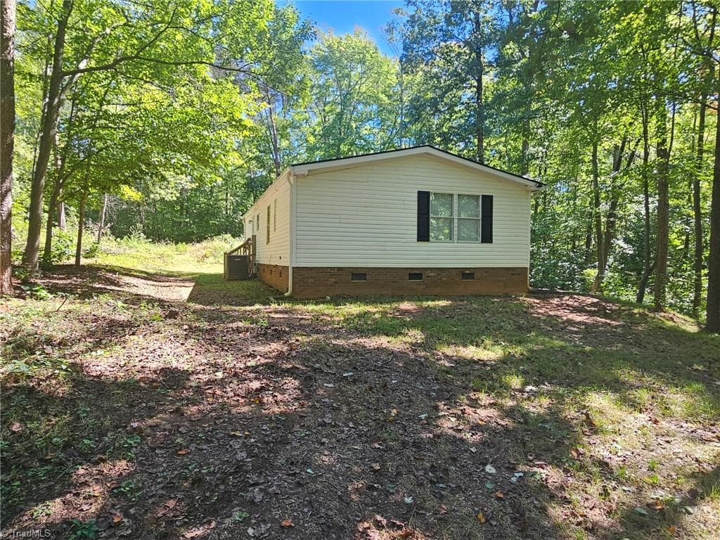 Manufactured Home at 155 Coryland Drive, Walkertown NC 27051, Walkertown, photo 28 of 29