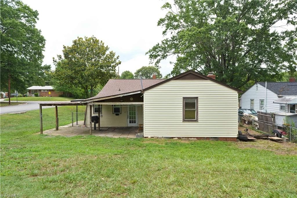 Stick/Site Built at 500 Clover Drive, High Point NC 27262, photo 36 of 41