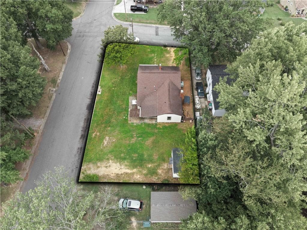 Stick/Site Built at 500 Clover Drive, High Point NC 27262, photo 38 of 41