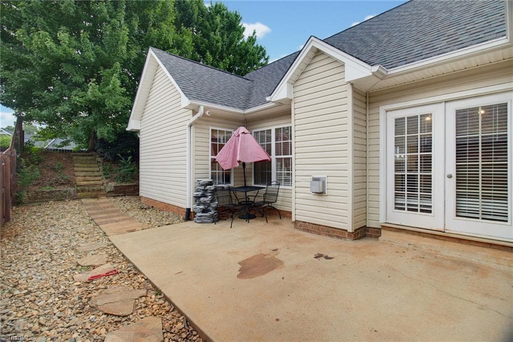 Stick/Site Built at 5917 Kenville Green Circle, Kernersville NC 27284, photo 25 of 30