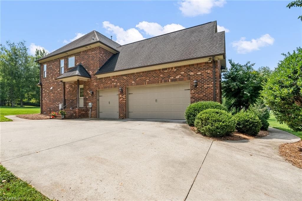 Stick/Site Built at 6202 Herons Nest Court, Oak Ridge NC 27310, Oak Ridge, photo 91 of 98